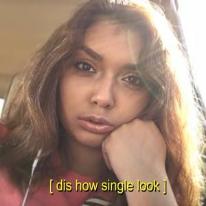 Meet your Posher, Becca